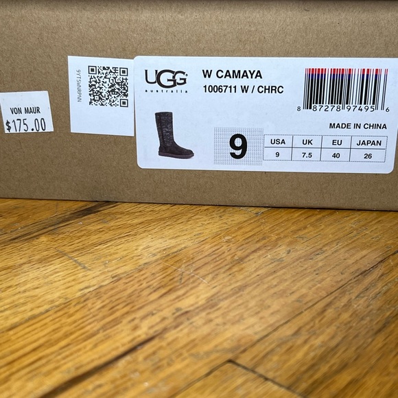 UGG Camaya Boot in Charcoal, Size 9 - Picture 6 of 7